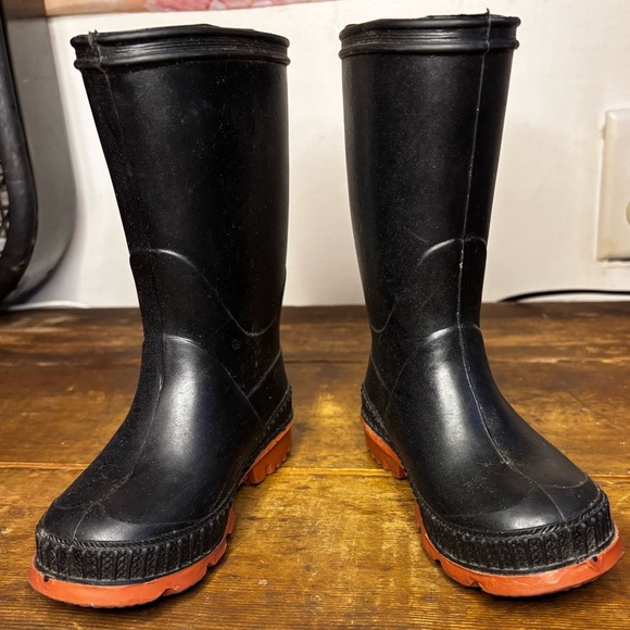 Kids Black Rain & Snow Boots - Picture 4 of 7